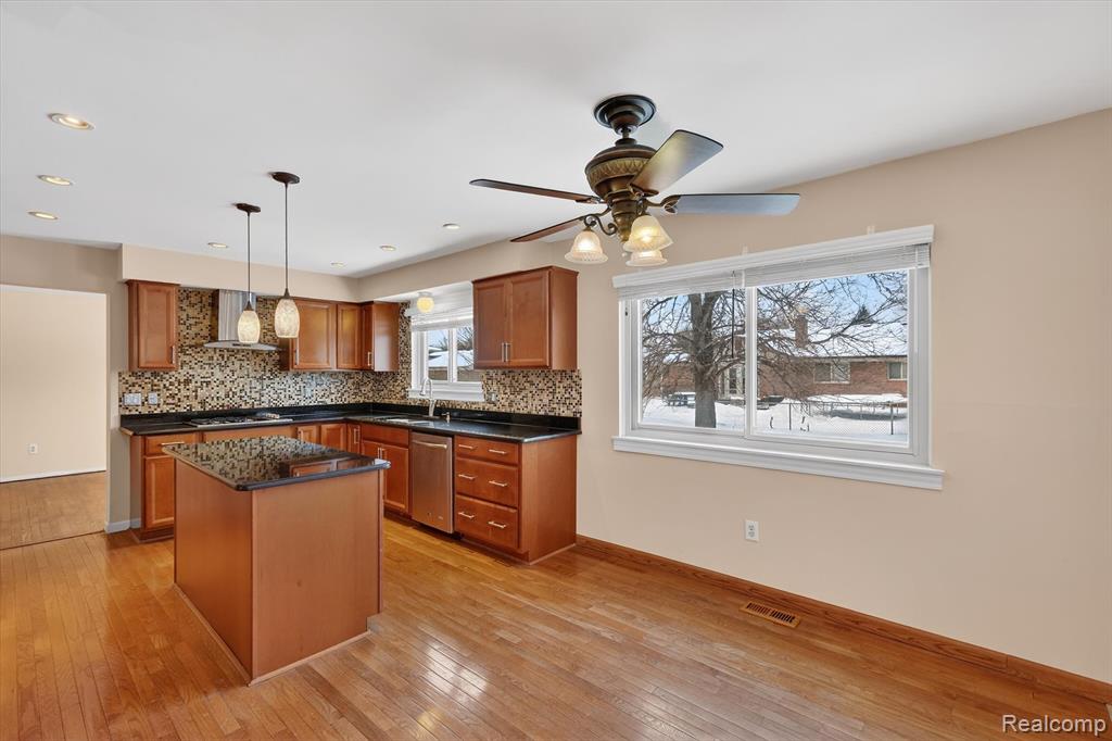 7065 Epping Drive, Canton, MI 48187 — Photo 13
