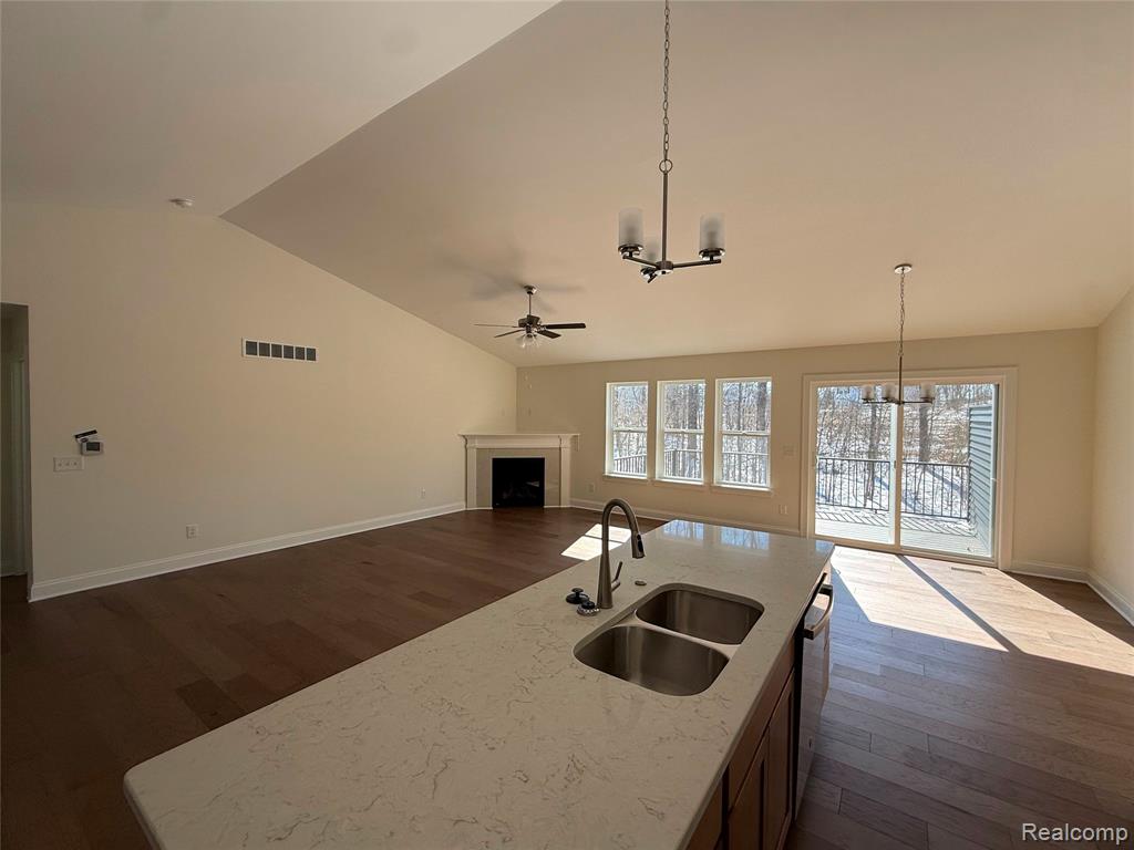 1089 Camellia Circle, 31, Howell, MI 48843 — Photo 9