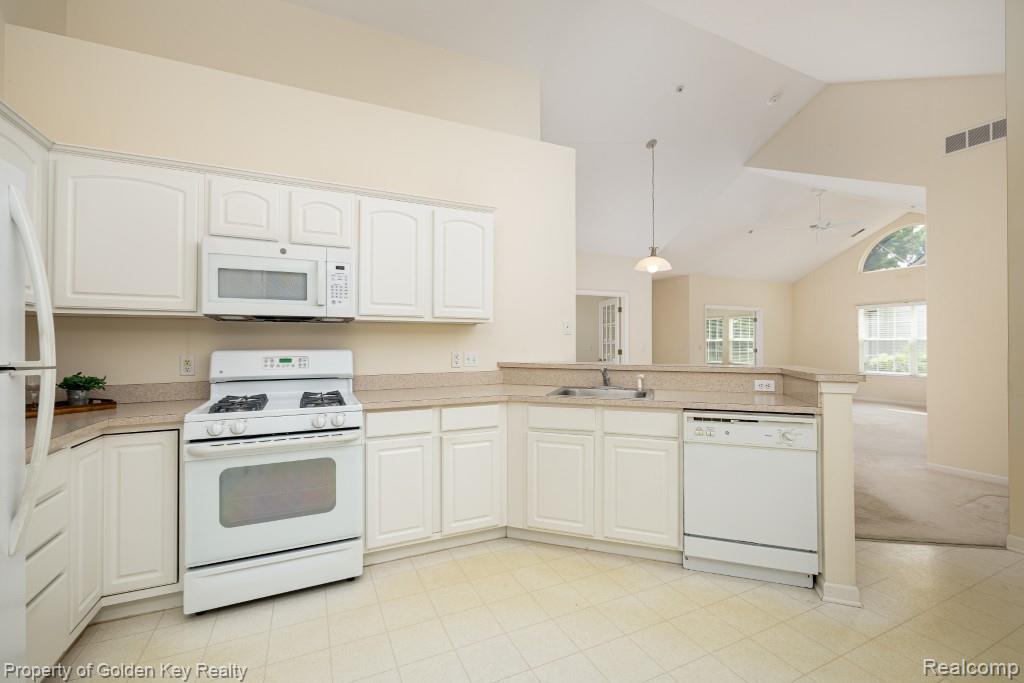 1160 Abbey Court, Westland, MI — Photo 14