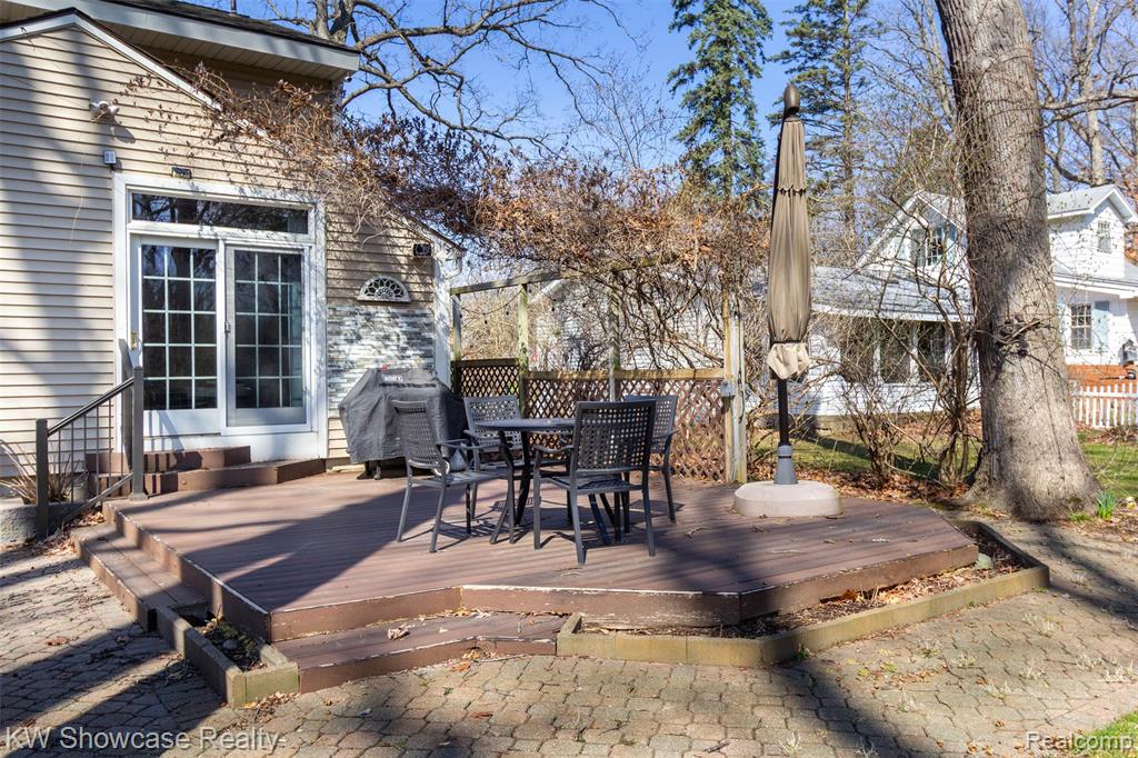 580 Elkinford Drive, White Lake, MI 48383 — Photo 60