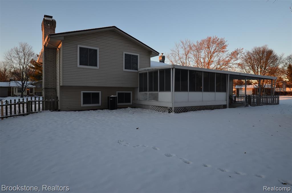 7244 Chapel View Drive, Clarkston, MI — Photo 3