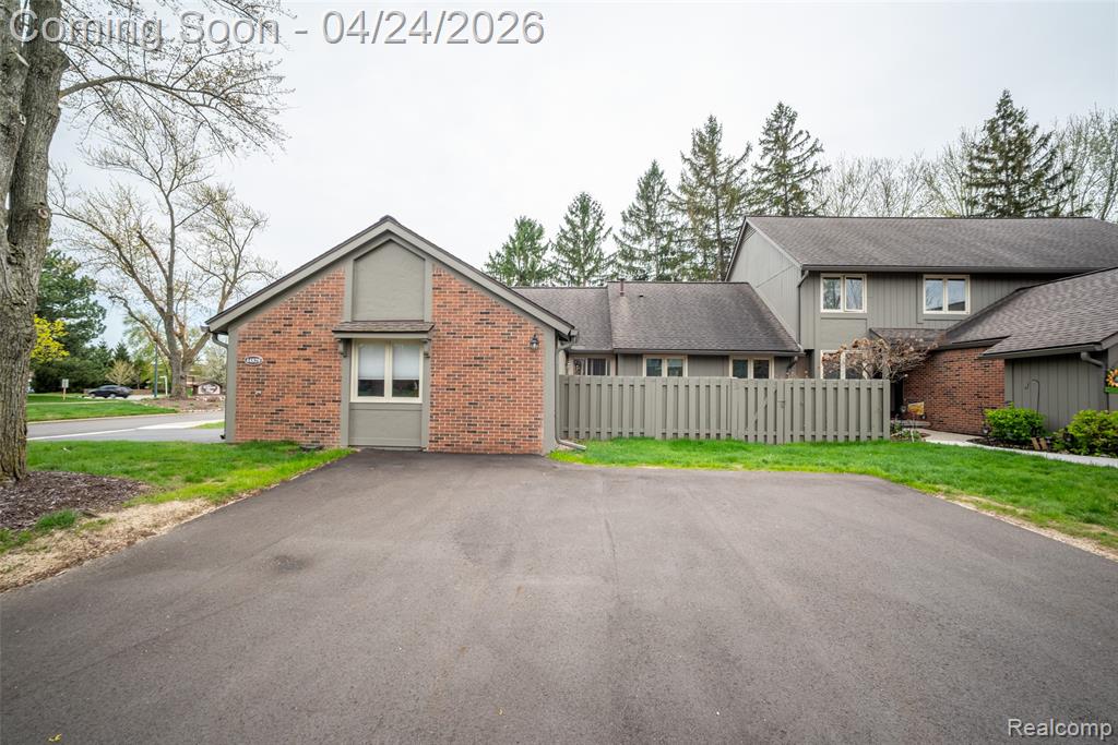 44829 Erin Drive, Plymouth, MI 48170 — Photo 34