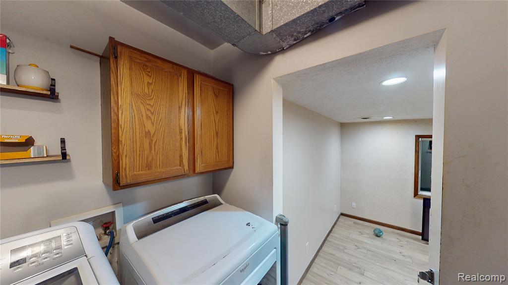 5465 Johnson Road, Flushing, MI 48433 — Photo 23