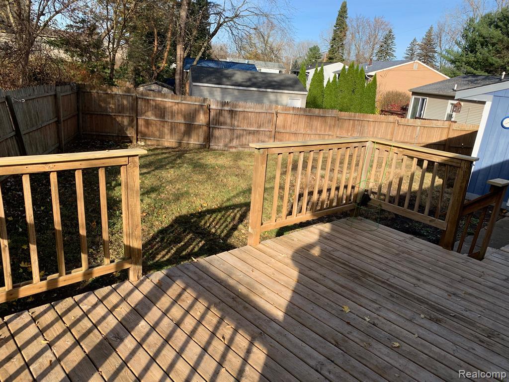 324 EAST Street, Holly, MI 48442 — Photo 38