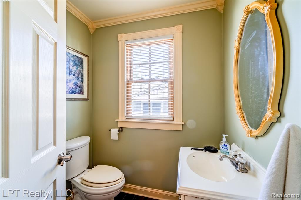 522 Kings Highway, Wyandotte, MI 48192 — Photo 12