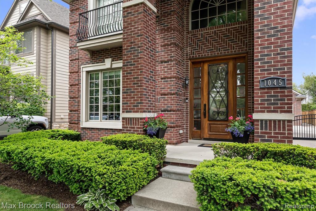 1045 Bennaville Avenue - Photo 3