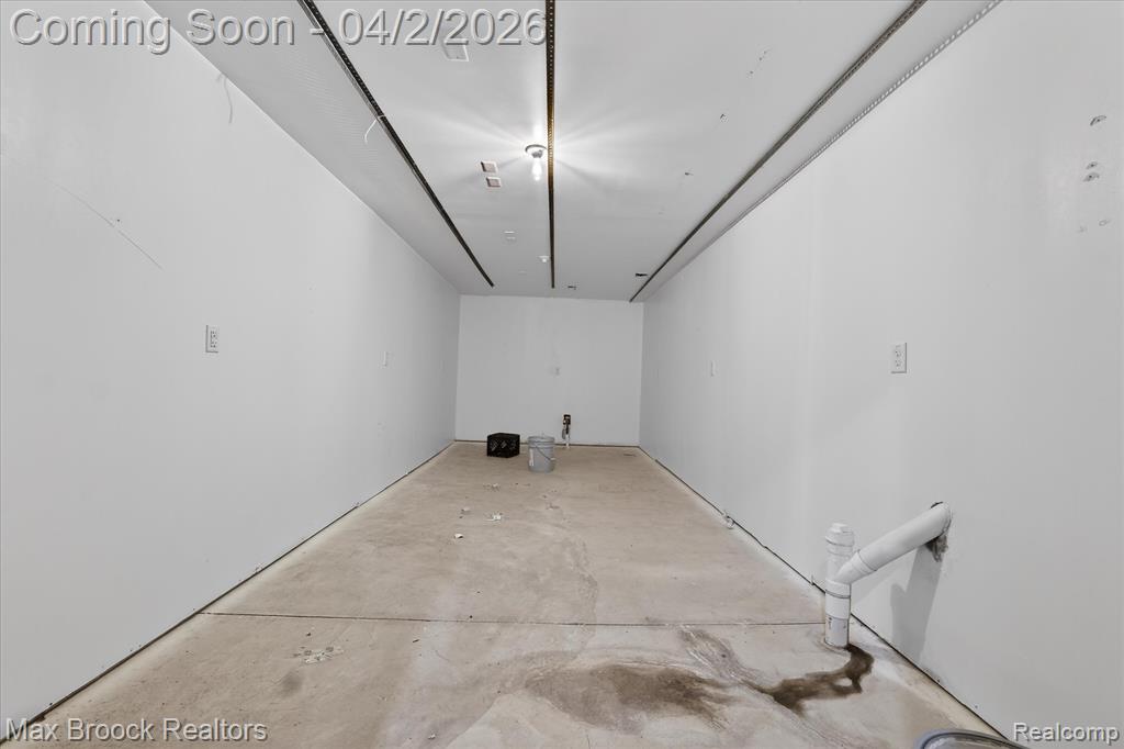 43721 Legacy Drive, Sterling Heights, MI 48314 — Photo 31