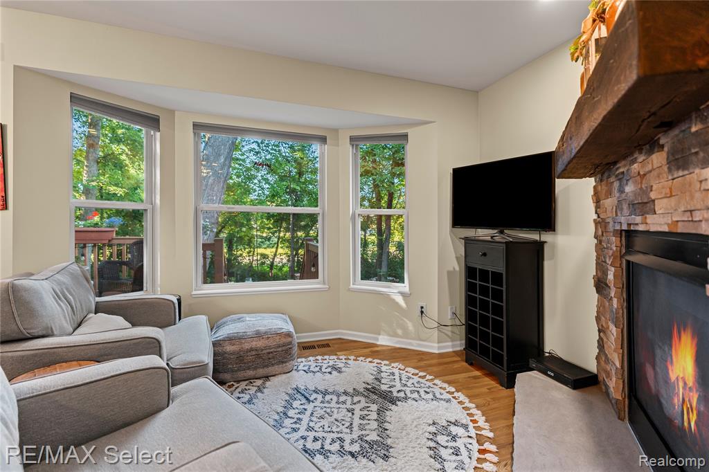 4278 Springwood Court, Fenton, MI 48430 — Photo 22