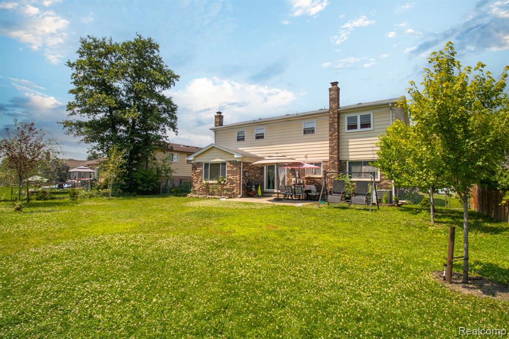 7878 Capri Drive, Canton, MI 48187 — Photo 53