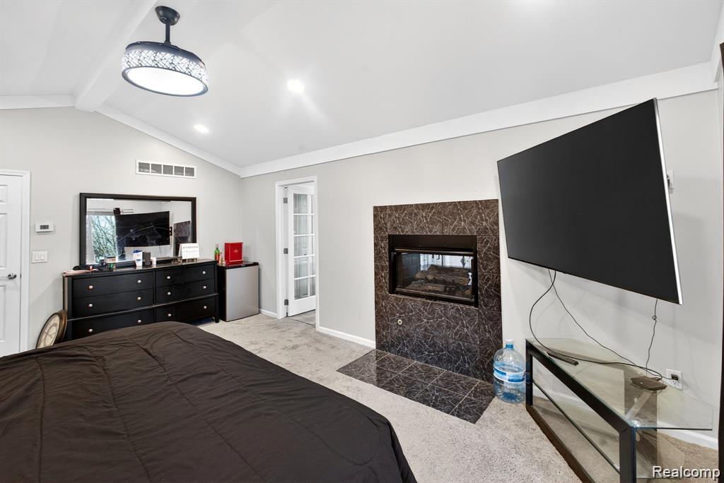 5874 Orchard Woods Drive, West Bloomfield, MI 48324 — Photo 31
