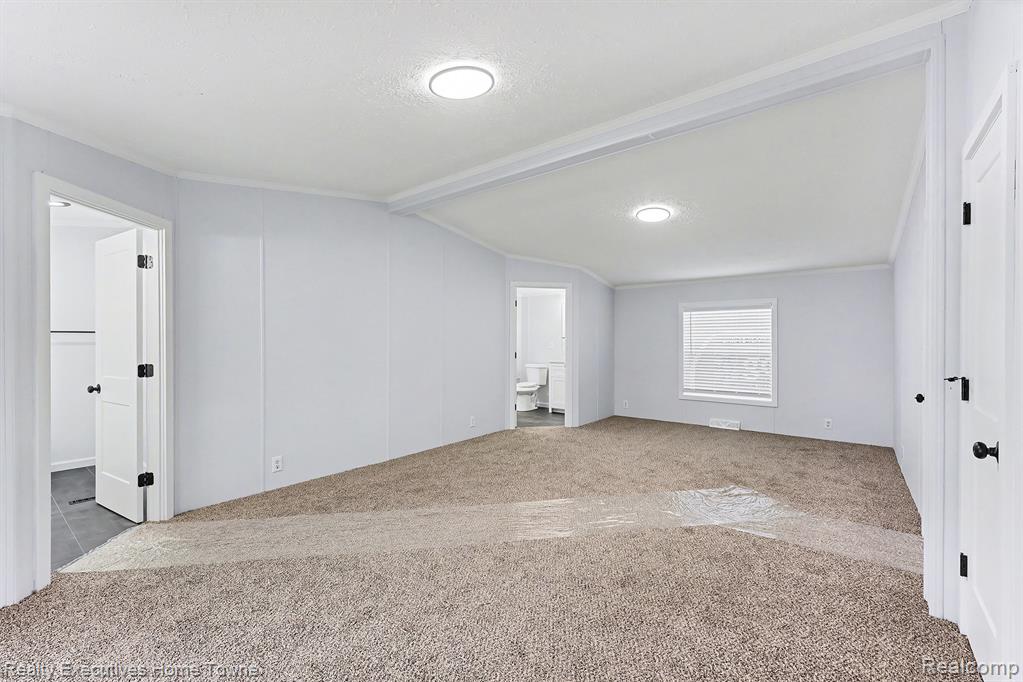 59227 Lewis Ln, New Haven, MI 48048 — Photo 12