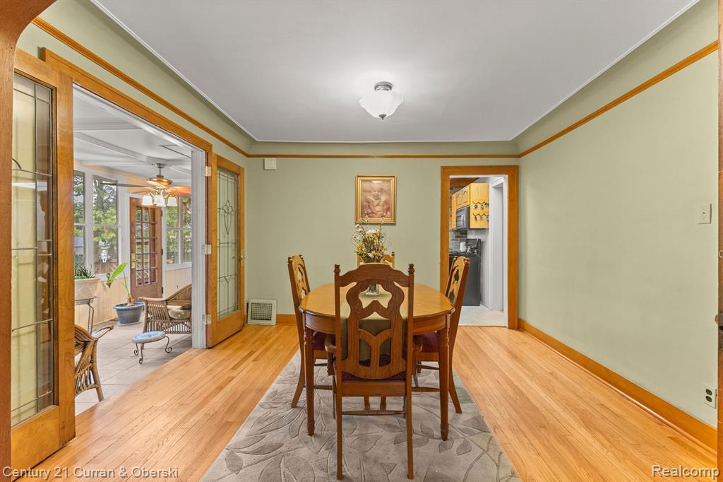 449 SPRUCE Street, Wyandotte, MI 48192 — Photo 10