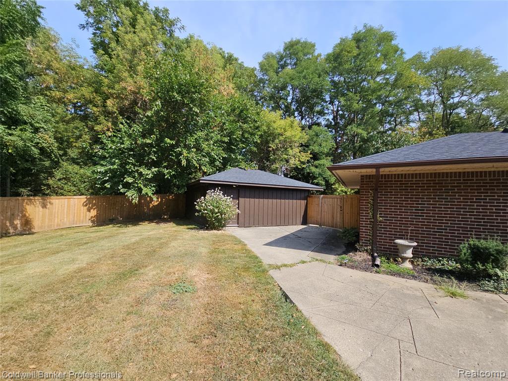 58540 Grand River Avenue, New Hudson, MI 48165 — Photo 47