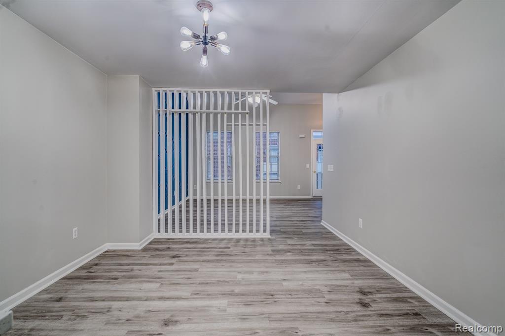 1111 FOUNTAIN VIEW Circle, South Lyon, MI 48178 — Photo 14