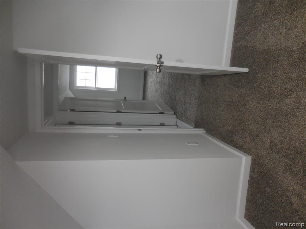 501 N Leroy Street, Fenton, MI 48430 — Photo 28