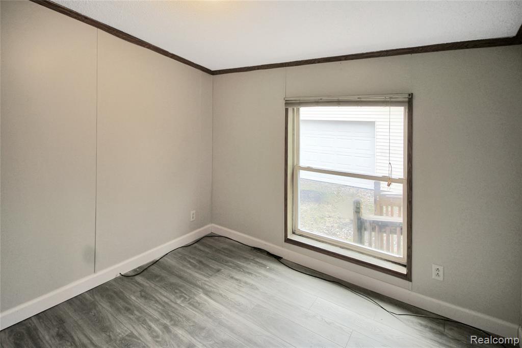 7175 Ozga Street, Romulus, MI 48174 — Photo 18
