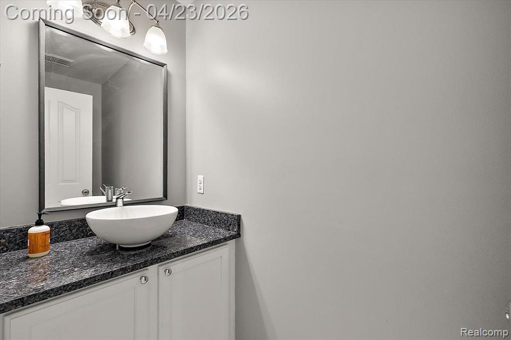 5867 Cary Drive, Ypsilanti, MI 48197 — Photo 22