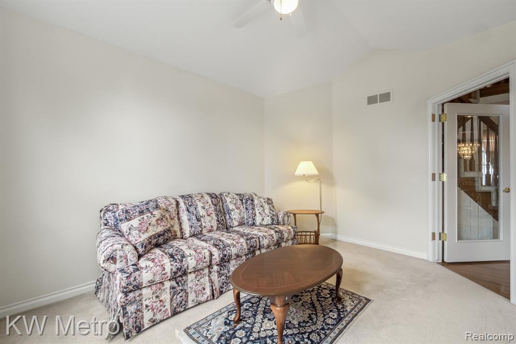 3953 Lake Forest Drive, Sterling Heights, MI 48314 — Photo 27