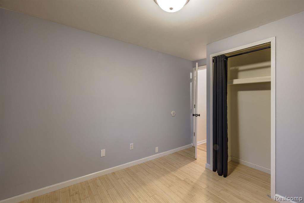 5285 WOODCREEK Trail, Clarkston, MI — Photo 25