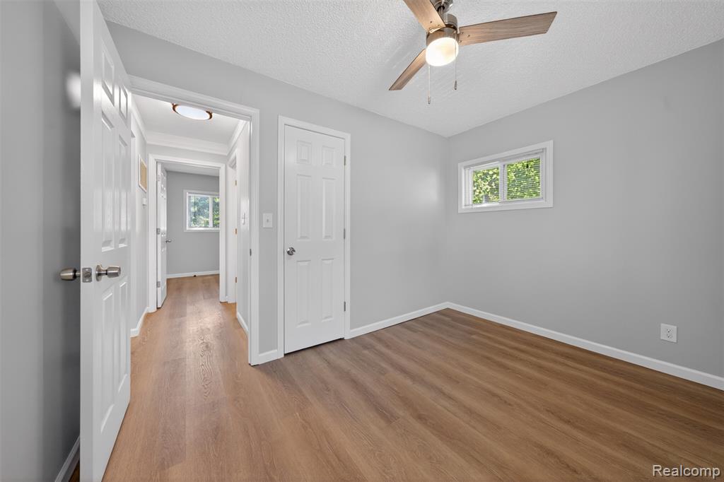 26692 Lorenz Street, Madison Heights, MI 48071 — Photo 9
