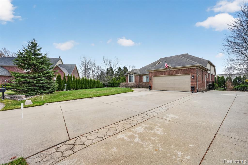 37822 Lilac Lane, Richmond, MI 48062 — Photo 2