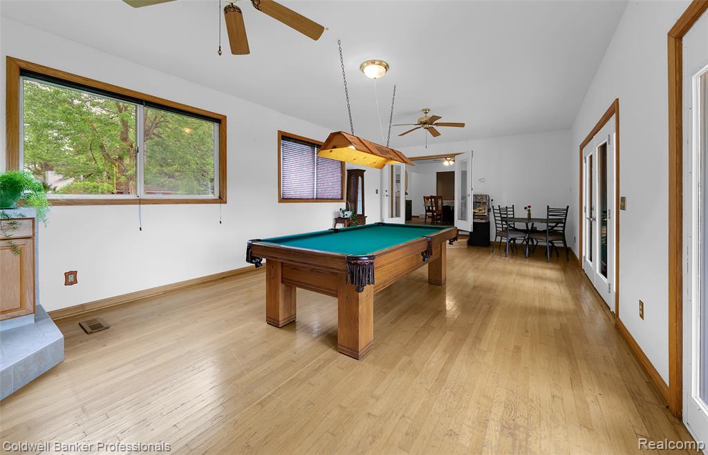 60 E Oakwood Road, Oxford, MI 48371 — Photo 9