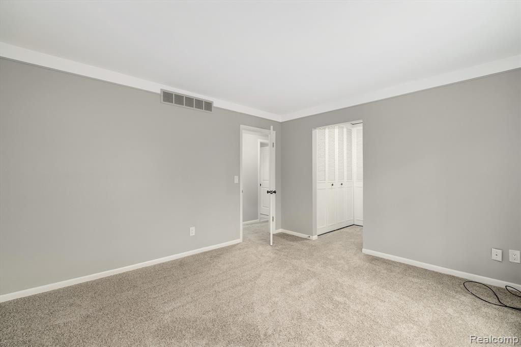 454 Fox Hills N Drive, 5, Bloomfield Hills, MI 48304 — Photo 24