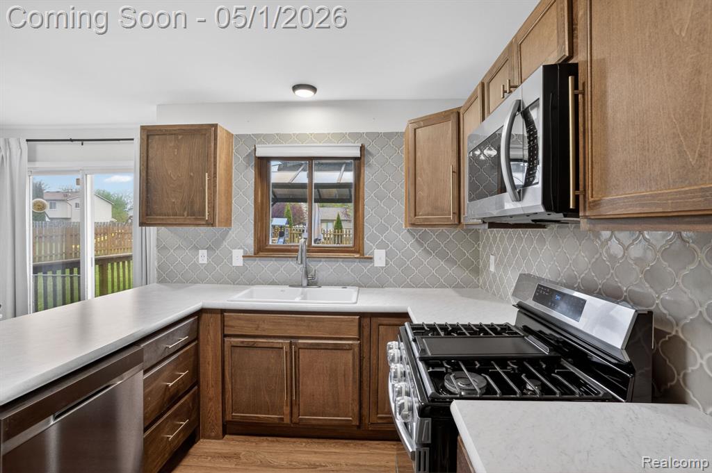 301 Lindenwood Drive, Linden, MI 48451 — Photo 20