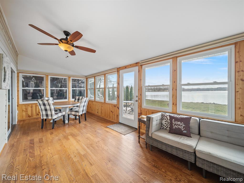 5130 EDGELAKE Drive, Pinckney, MI 48169 — Photo 15