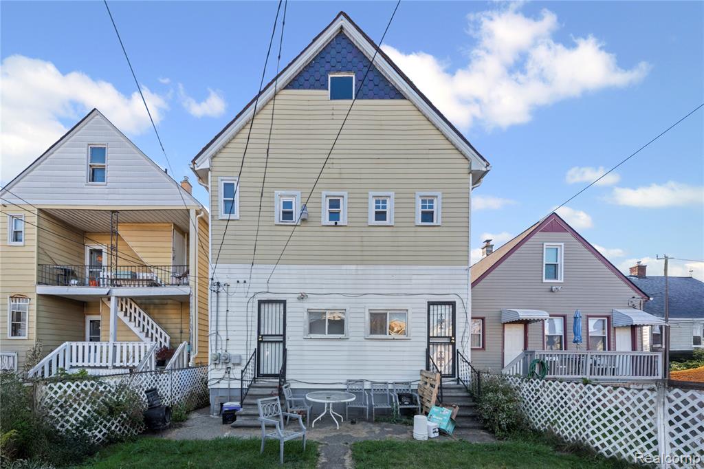 11428 Lumpkin street, Hamtramck, MI 48212 — Photo 26