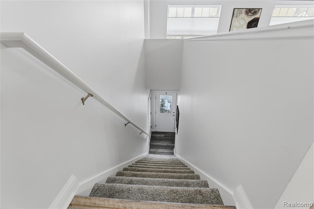 907 Watercress Lane, Fenton, MI 48430 — Photo 23