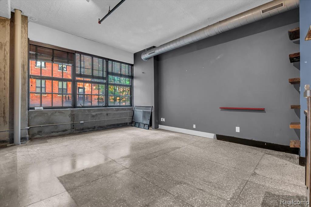 6533 E Jefferson Avenue, 230T, Detroit, MI 48207 — Photo 9