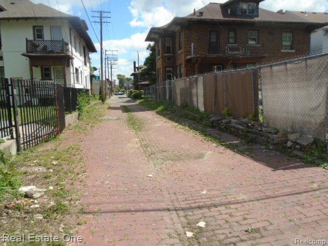 35 EDISON Street, Detroit, MI 48202 — Photo 19