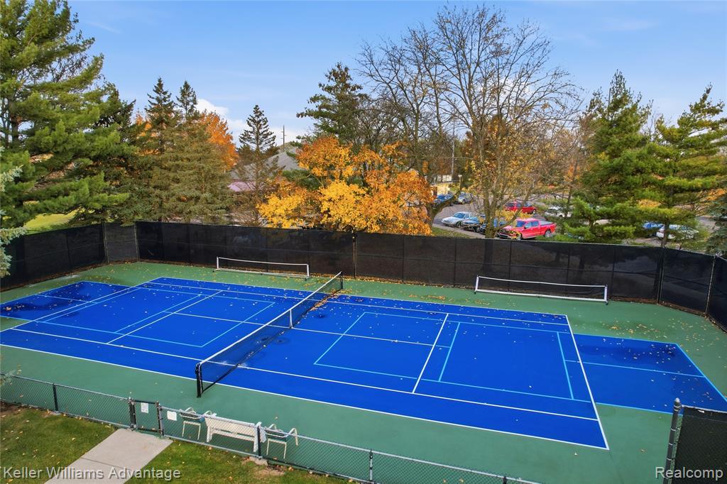 39469 Edgewater Drive, Northville, MI 48168 — Photo 45