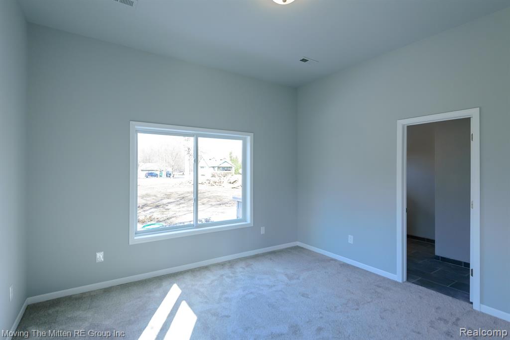 43001 Willow Road, New Boston, MI 48164 — Photo 21