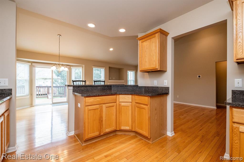 8113 SUTTON Court, White Lake, MI — Photo 17