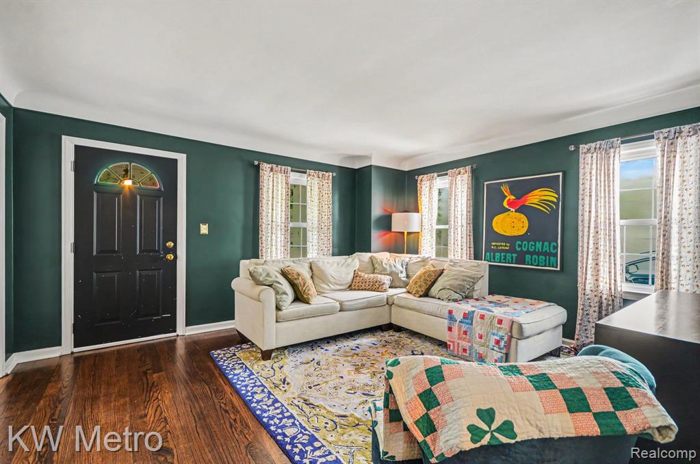 615 Royal Avenue, Royal Oak, MI 48073 — Photo 6