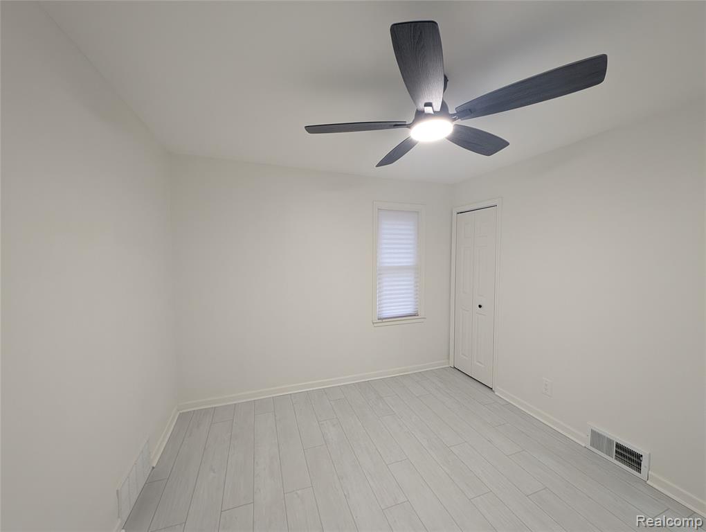 8459 Pierson Street, Detroit, MI 48228 — Photo 22