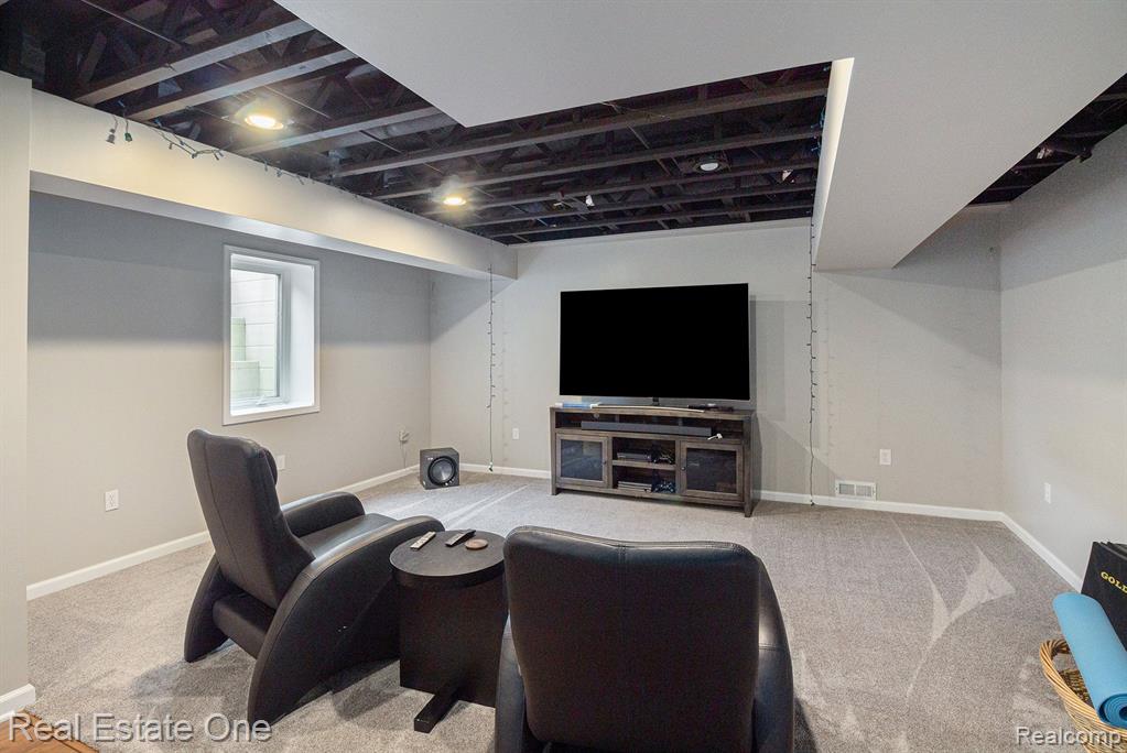 852 Deer Run Lake Road, Holly, MI 48442 — Photo 28