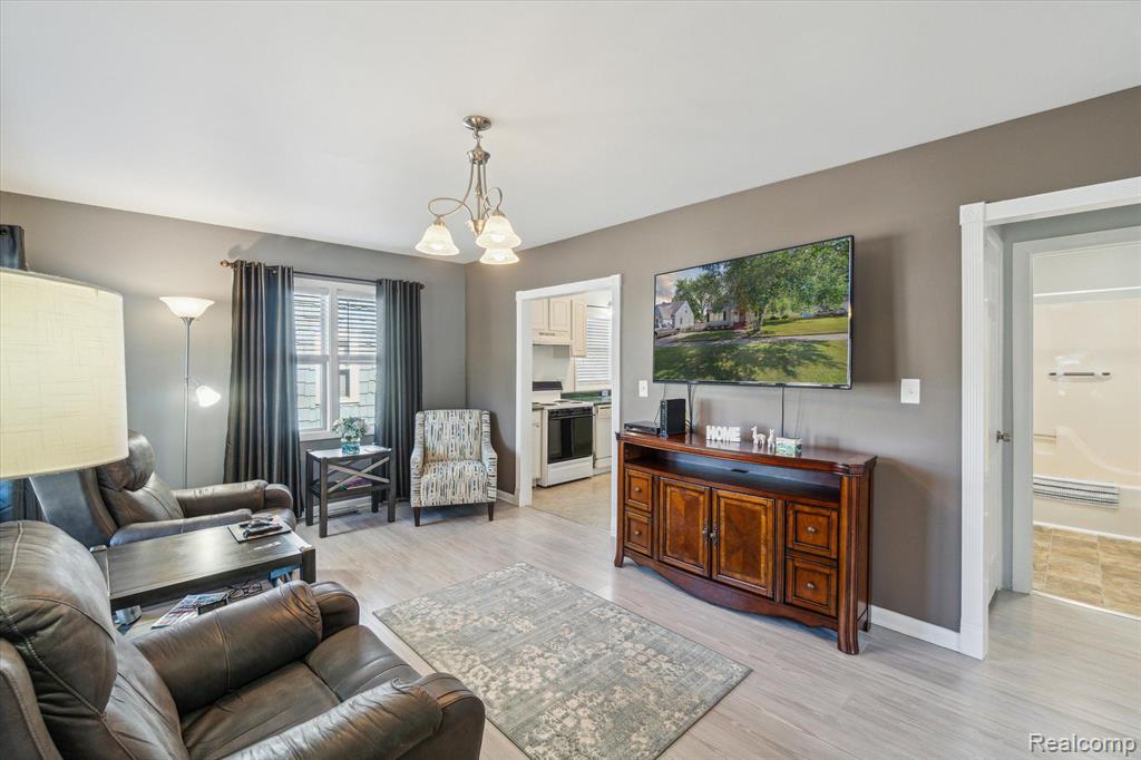 4235 RED ARROW Road, Flint, MI 48507 — Photo 5