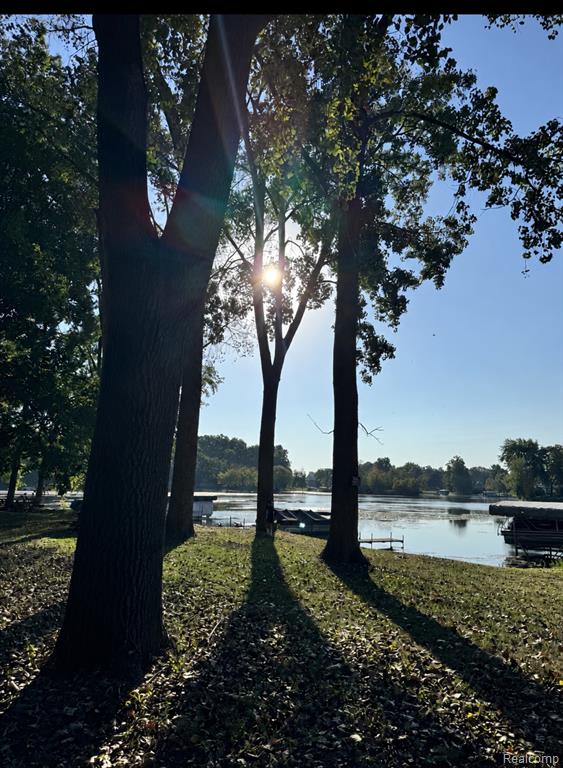 1210 Bay Ridge, Highland, MI 48356 — Photo 22