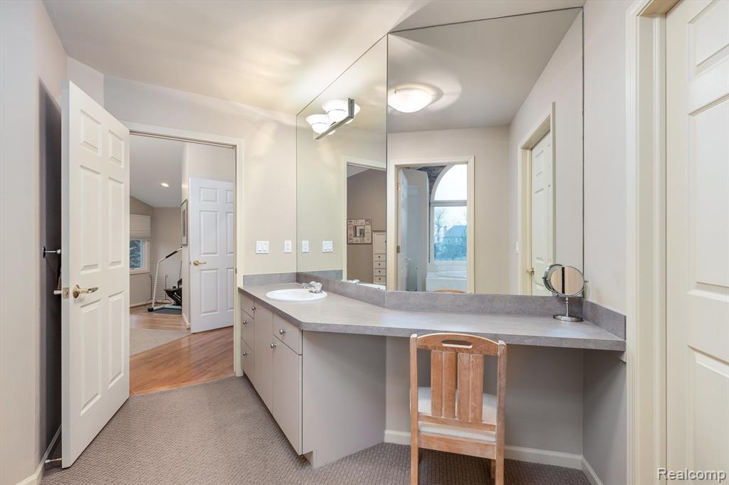 6681 Box Wood Court, West Bloomfield, MI — Photo 34