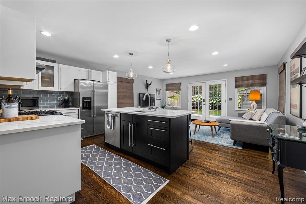10545 Talbot Avenue, Huntington Woods, MI — Photo 5