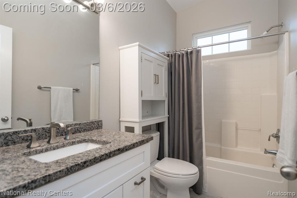 1015 Watersedge Court, Oxford, MI 48371 — Photo 29
