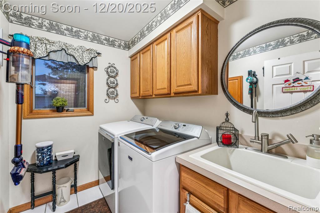 9493 Pine Needle Trail, Flushing, MI 48433 — Photo 13