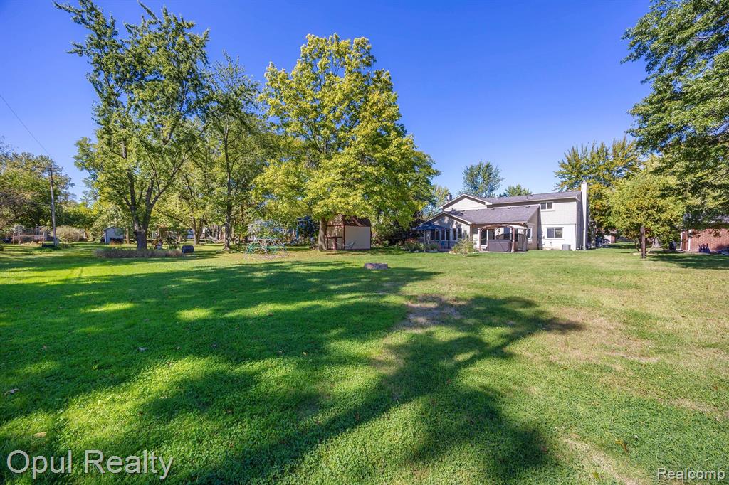 8469 CONCORD Road, Grosse Ile, MI 48138 — Photo 30