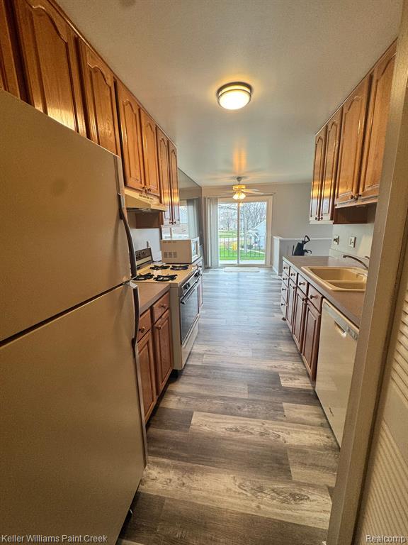 23640 N ROCKLEDGE, Novi, MI — Photo 9