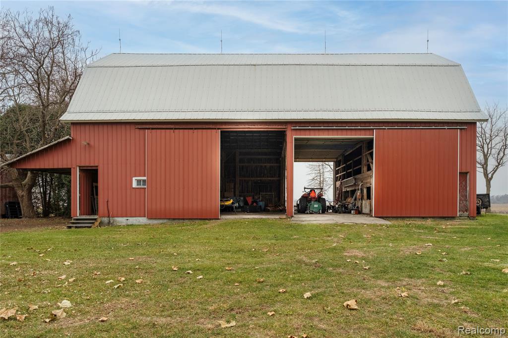2428 Hubbard Road, Monroe, MI 48161 — Photo 41
