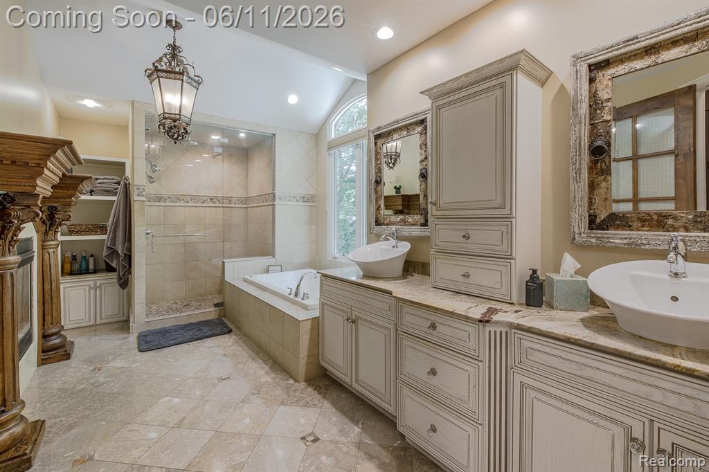 6265 Crest Forest Court E, Clarkston, MI 48348 — Photo 37