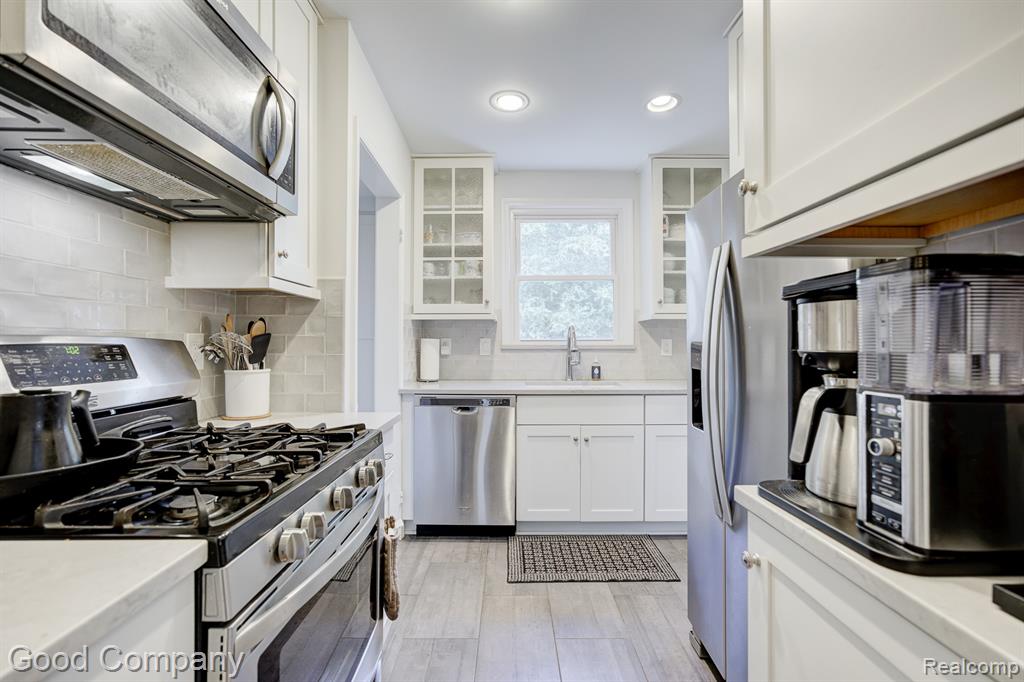 921 N Alexander Avenue, Royal Oak, MI 48067 — Photo 11